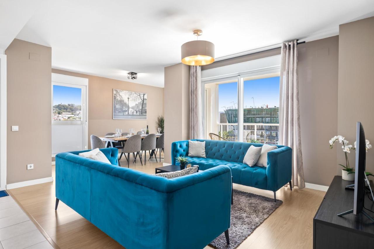 Luxury New Apartment City Center Estepona - Private Parking Kültér fotó