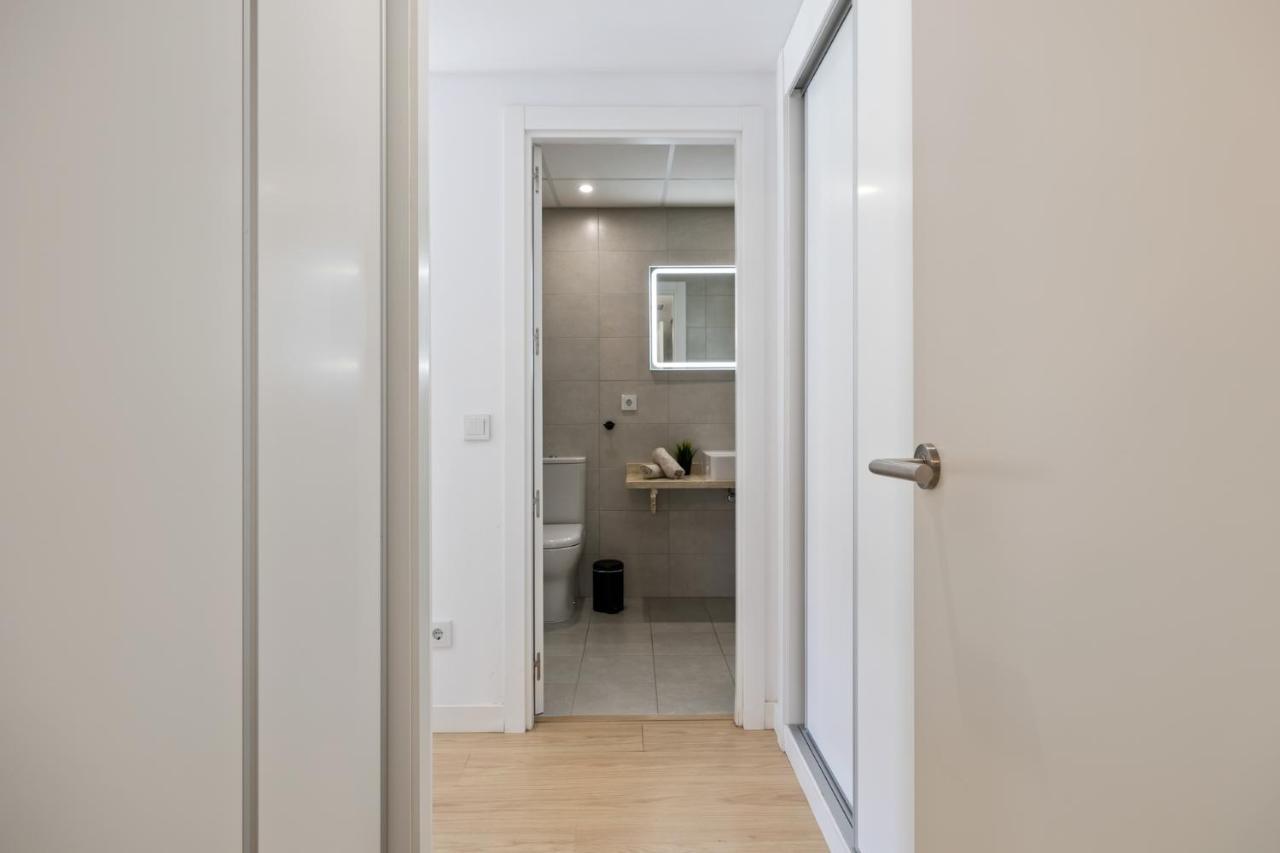 Luxury New Apartment City Center Estepona - Private Parking Kültér fotó
