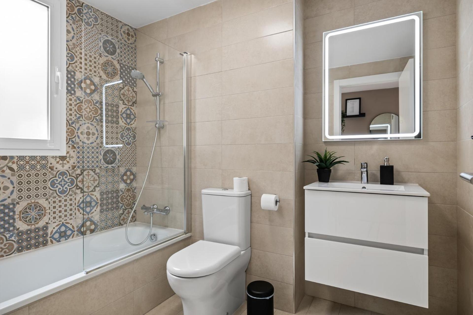 Luxury New Apartment City Center Estepona - Private Parking Kültér fotó