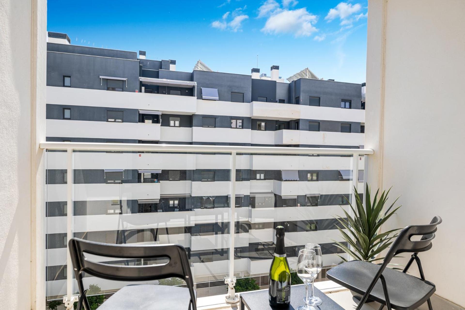 Luxury New Apartment City Center Estepona - Private Parking Kültér fotó